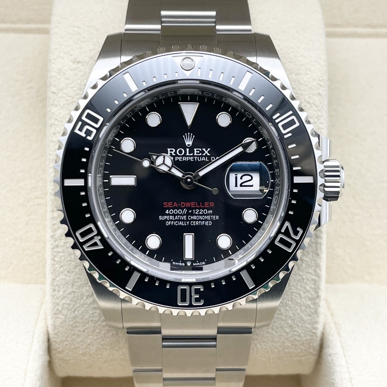 【美品！】ロレックス シードゥエラー 126600 ブラック オイスターブレスレット 43mm