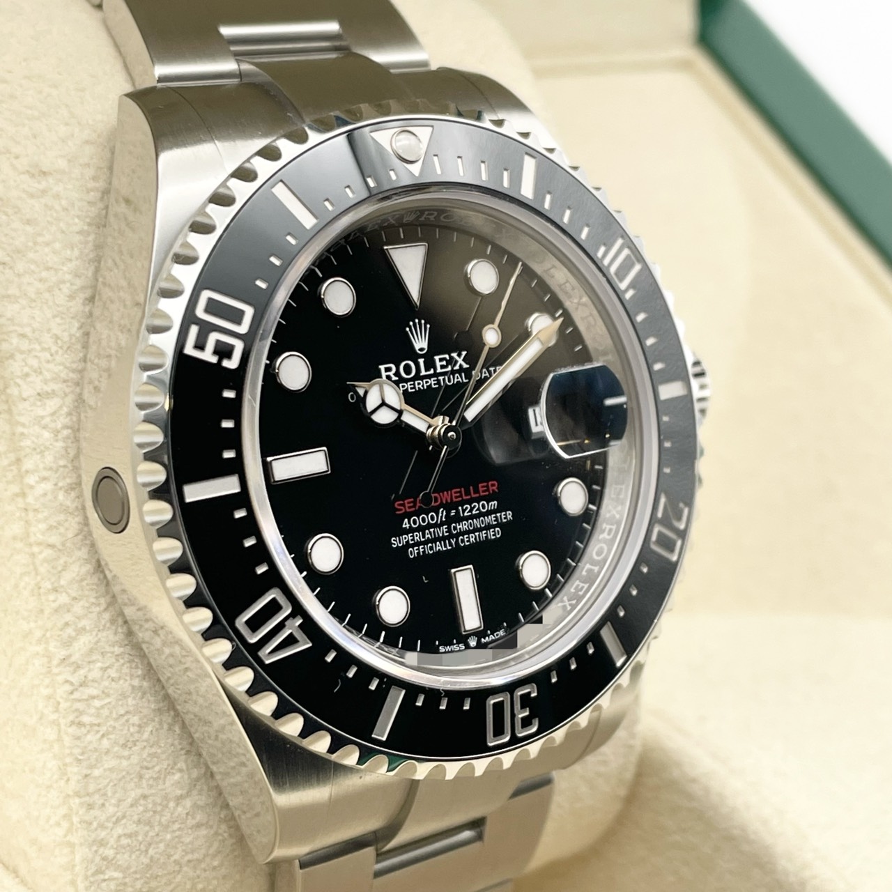 【美品！】ロレックス シードゥエラー 126600 ブラック オイスターブレスレット 43mm