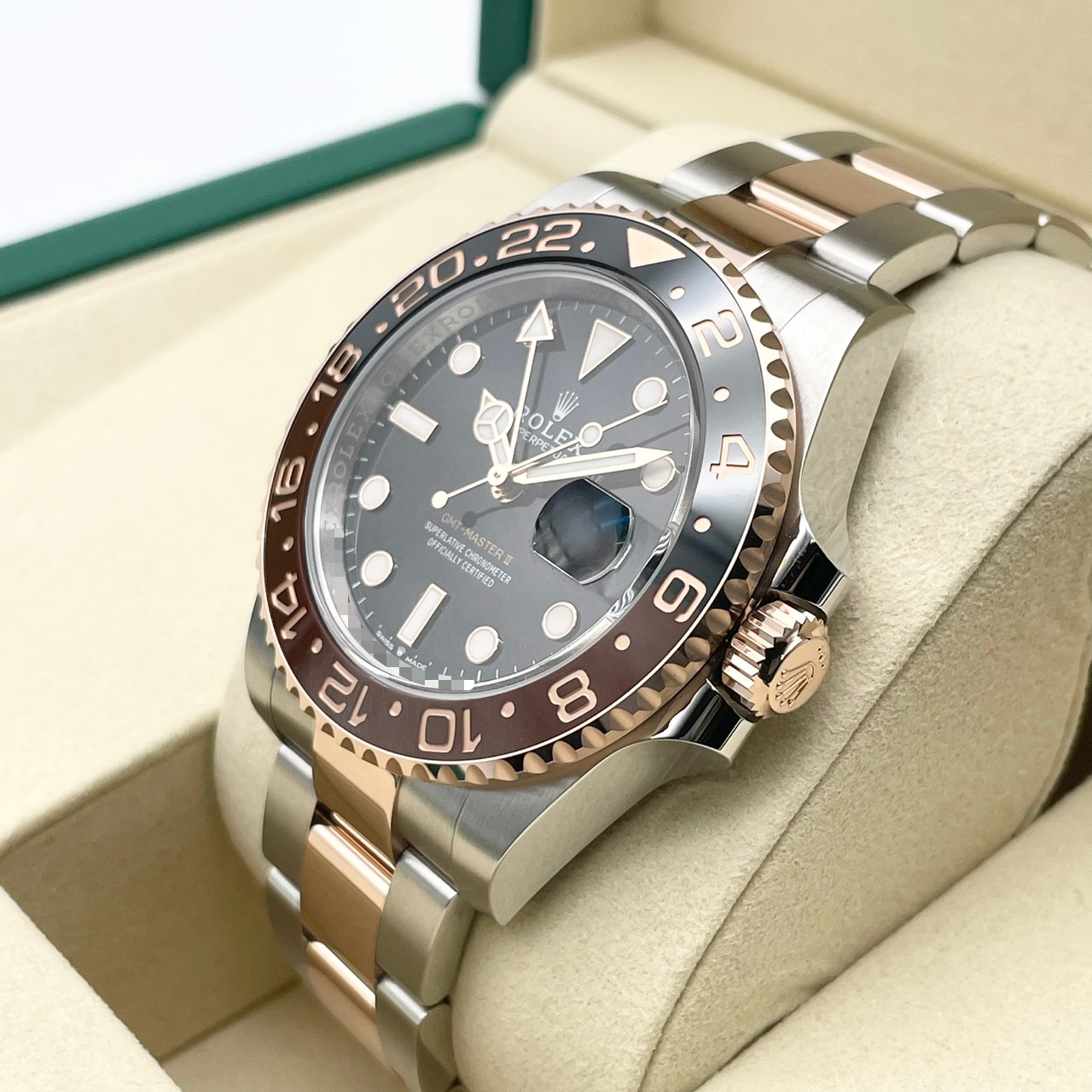 【保証書日付2026年2月！】 ロレックス GMTマスターII 126711CHNR ブラック 40mm