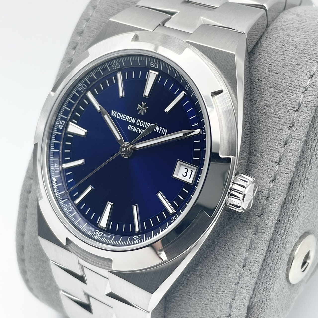 【2025年7月ギャラ！】ヴァシュロンコンスタンタン オーヴァーシーズ 4520V/210A-B128 ブルー 41mm