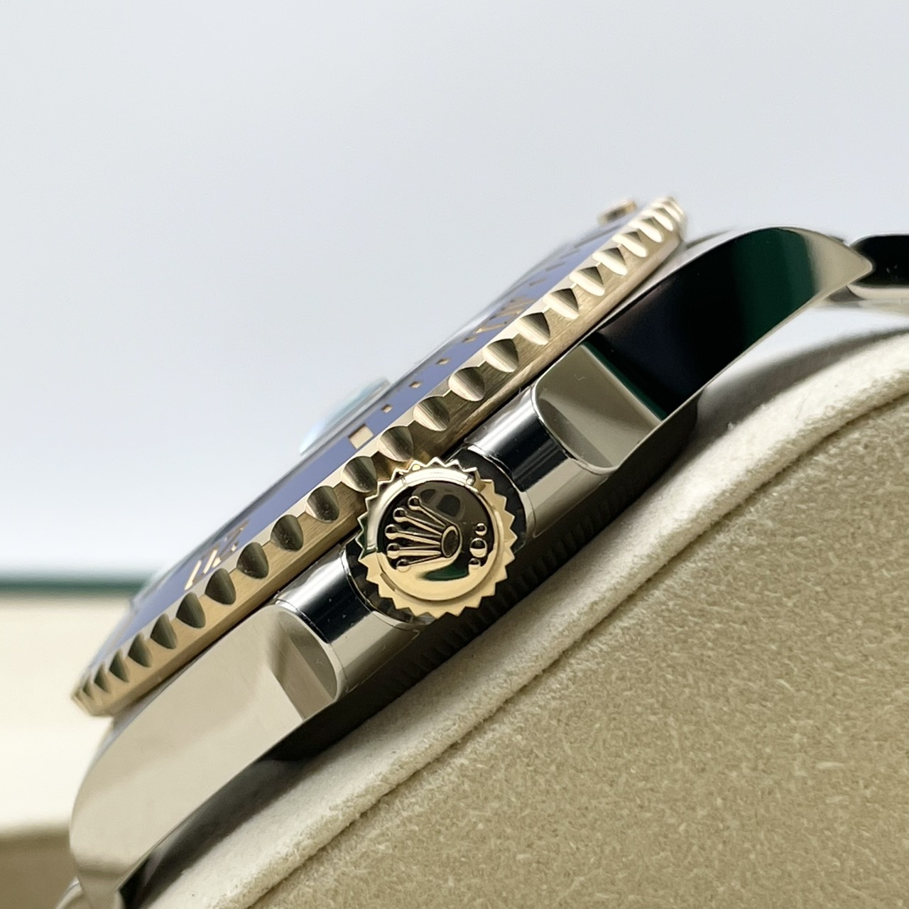 ロレックス サブマリーナーデイト 116613GLB ロイヤルブルー 41mm