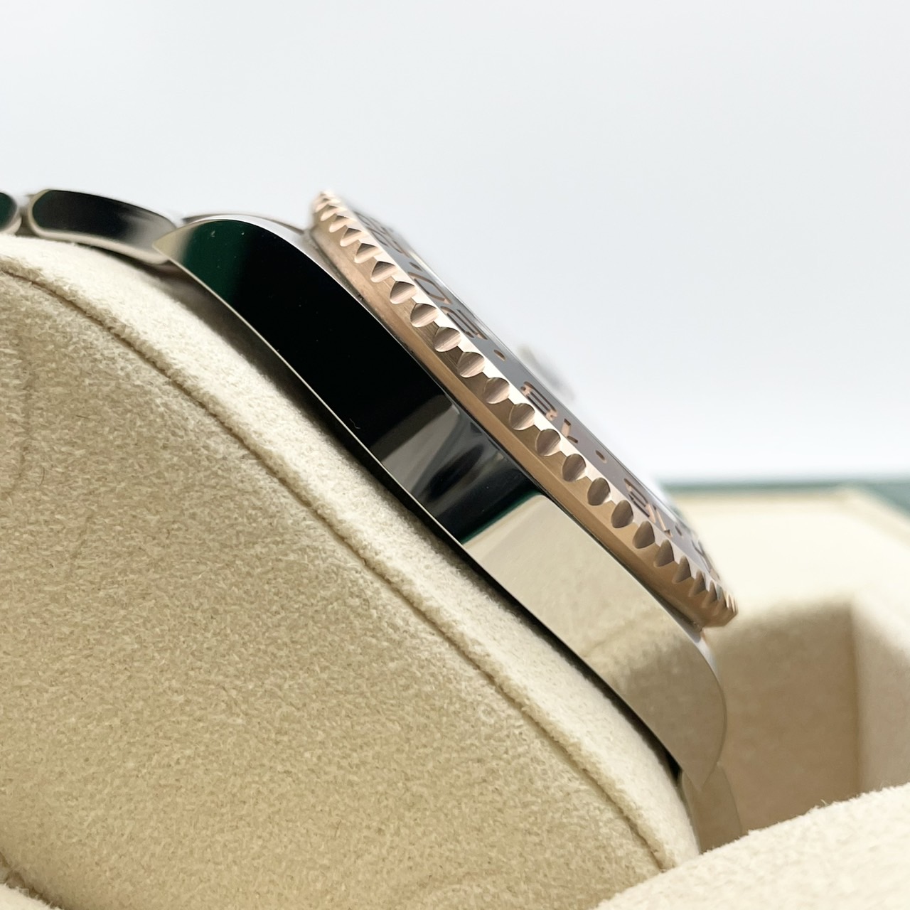 ロレックス GMTマスターII 126711CHNR ブラック 40mm
