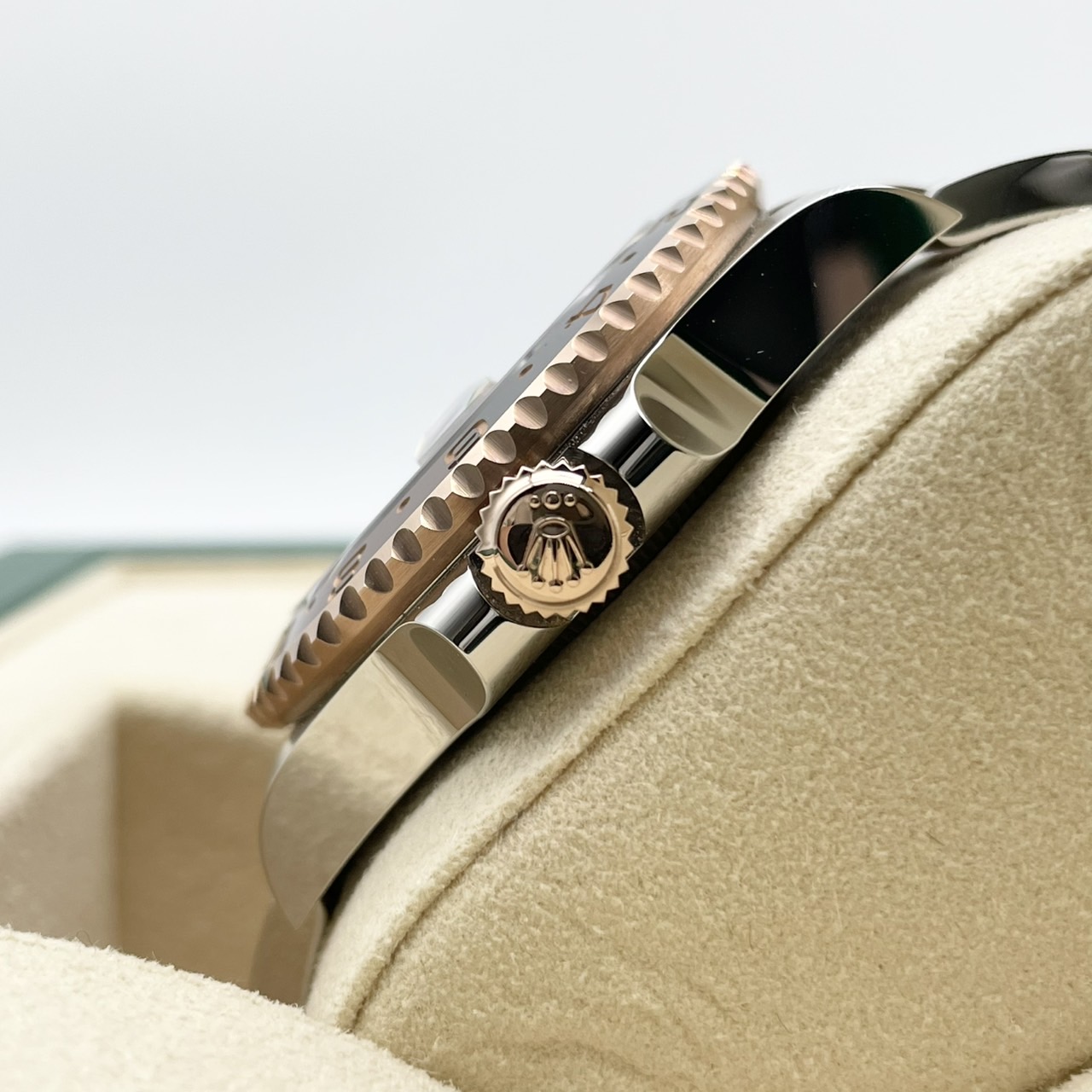 ロレックス GMTマスターII 126711CHNR ブラック 40mm