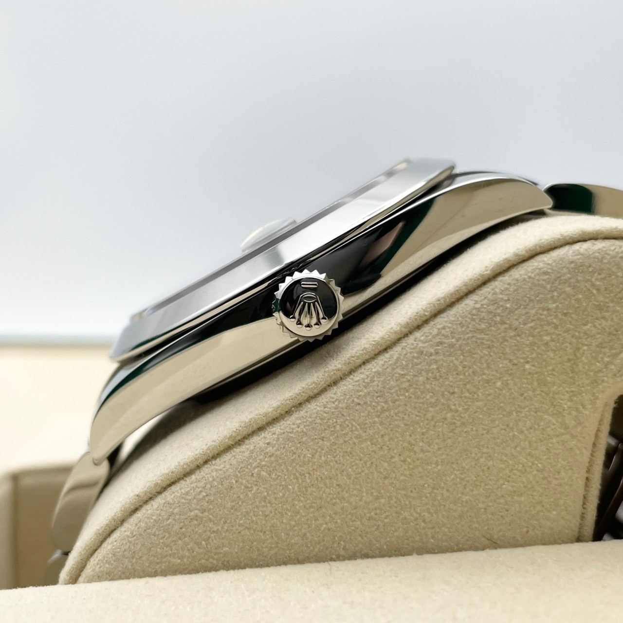 【25年6月ギャラ】ロレックス デイトジャスト 126300 ブラック オイスターブレスレット 41mm