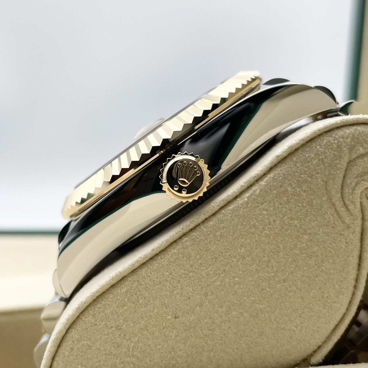 【2026年2月保証書！】 ロレックス スカイドゥエラー 336933 ジュビリーブレス シャンパン  42mm