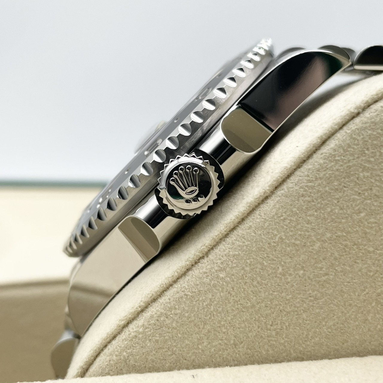 ロレックス GMTマスターII 126710GRNR ブラック ジュビリーブレス 40mm