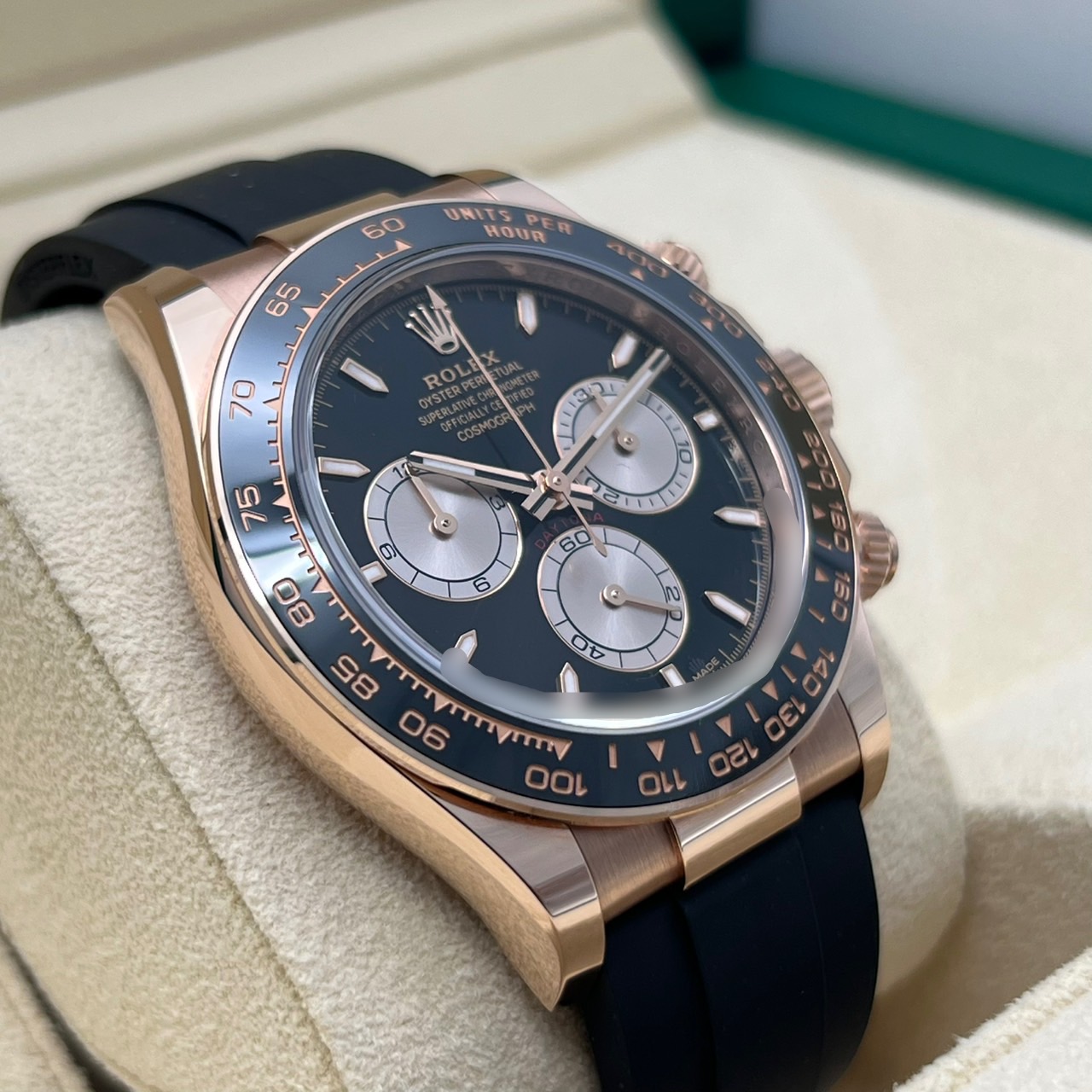 ロレックス デイトナ 126515LN ブライトブラック＆サンダスト 40mm