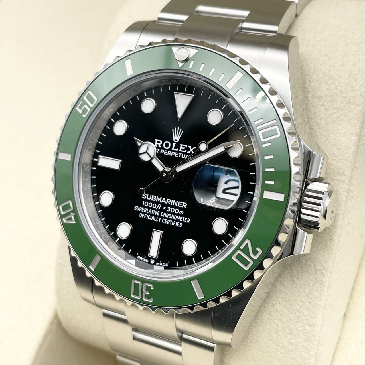 ロレックス サブマリーナ デイト 126610LV ブラック 41mm