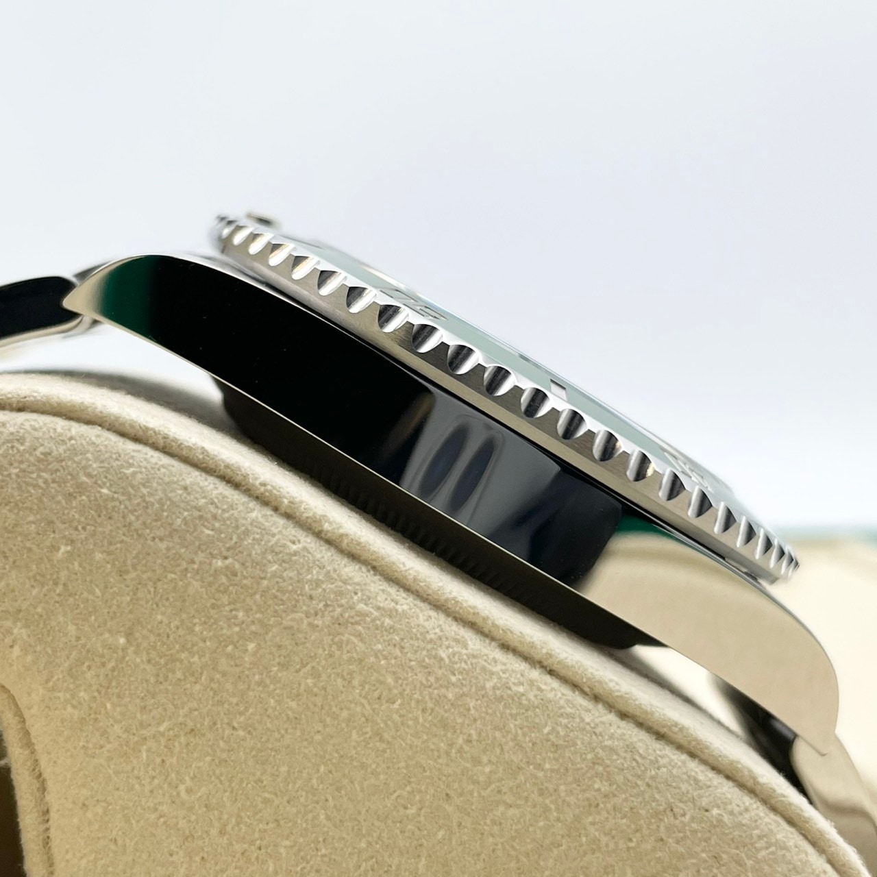 ロレックス サブマリーナ デイト 126610LV ブラック 41mm