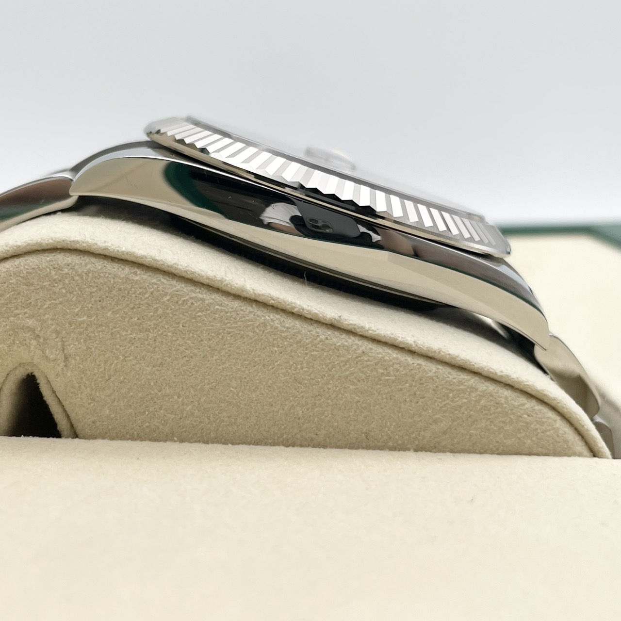 ロレックス デイトジャスト 126334 ミントグリーン オイスターブレス 41mm