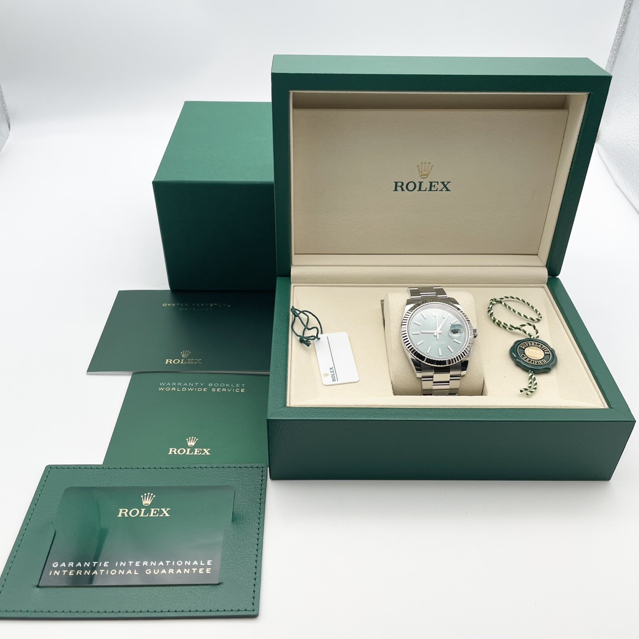 ロレックス デイトジャスト 126334 ミントグリーン オイスターブレス 41mm