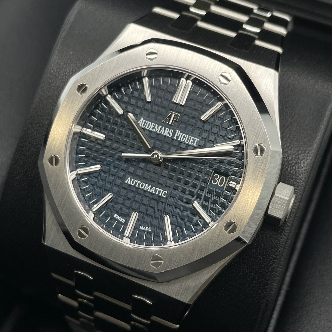 オーデマピゲ ロイヤルオーク 15450ST.OO.1256ST.03 ブルー ステンレススチール 37mm
