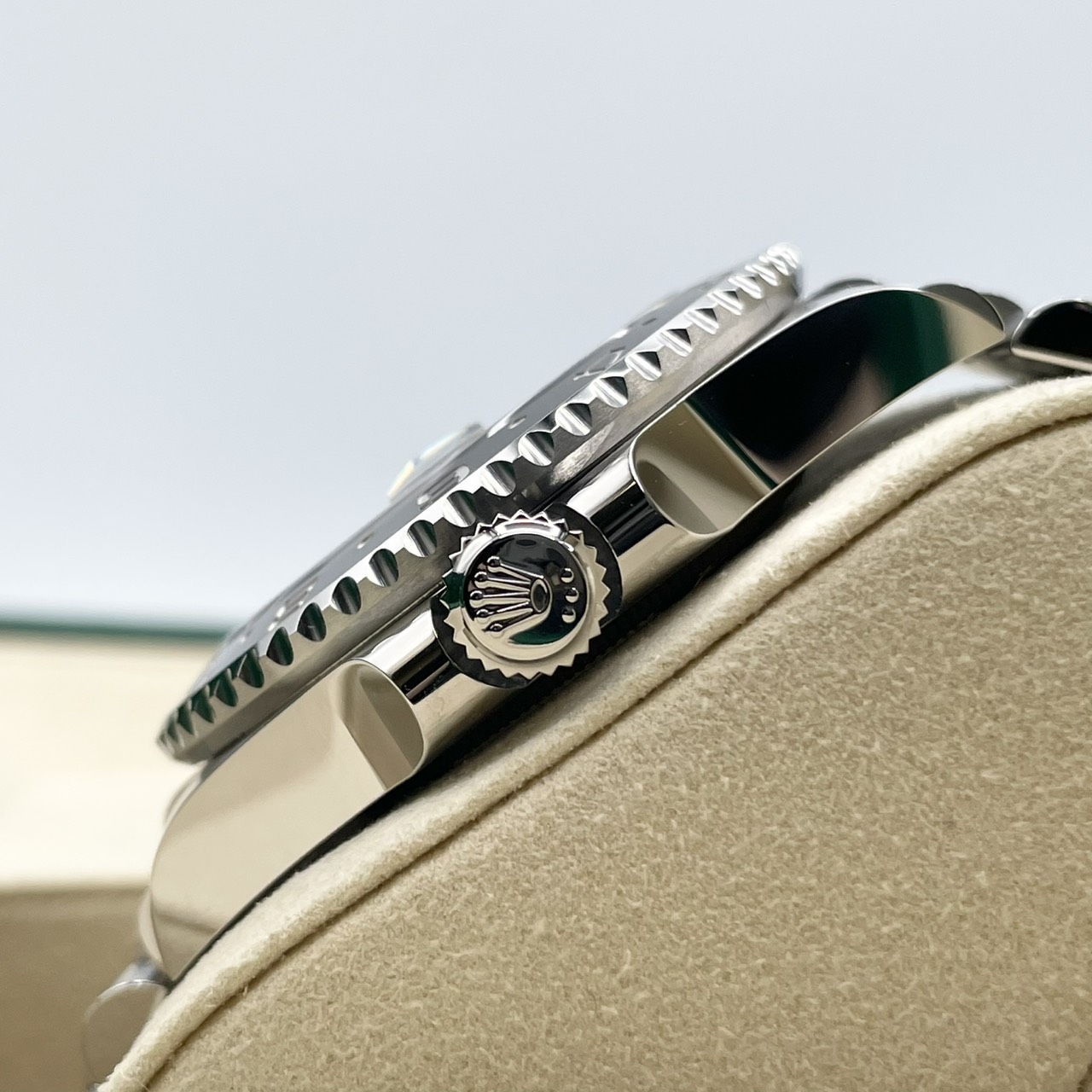 【新ギャラ】ロレックス GMTマスターII 126710GRNR ブラック ジュビリーブレス 40mm