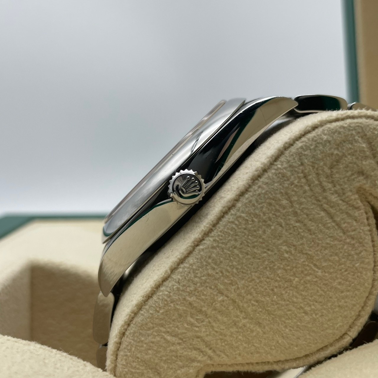 【希少！廃盤色！】ロレックス オイスターパーペチュアル 124300 イエロー ステンレスチール 41mm