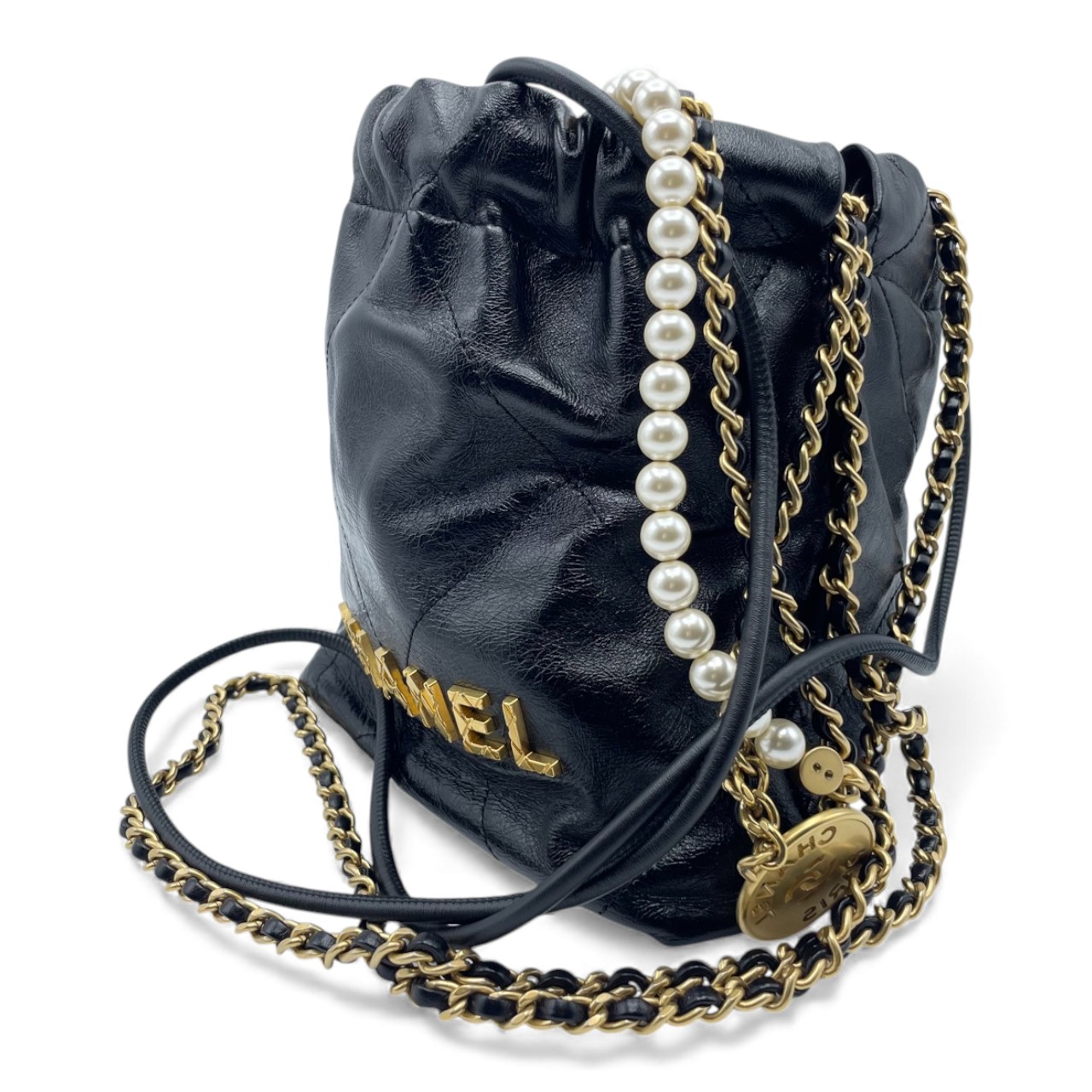 シャネル CHANEL22 W17.5 ブラック シャイニーカーフスキン ゴールド金具