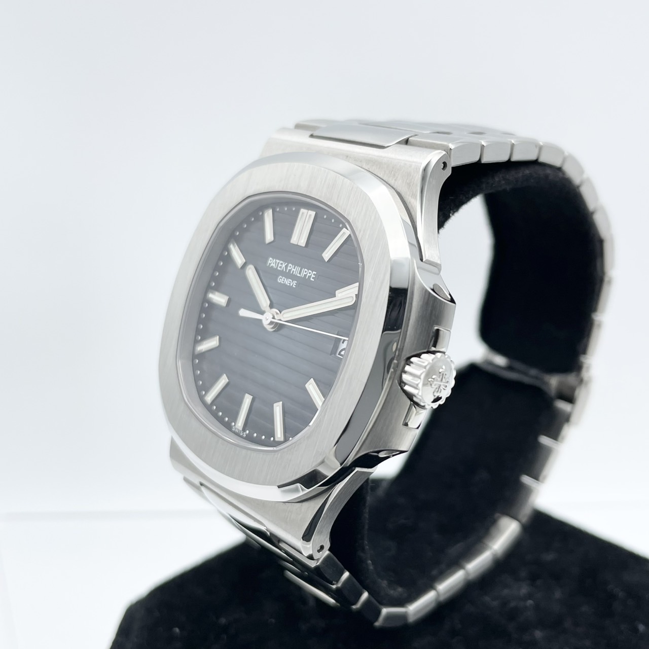 パテックフィリップ ノーチラス 5711/1A-010 ステンレススチール ブルー 40mm