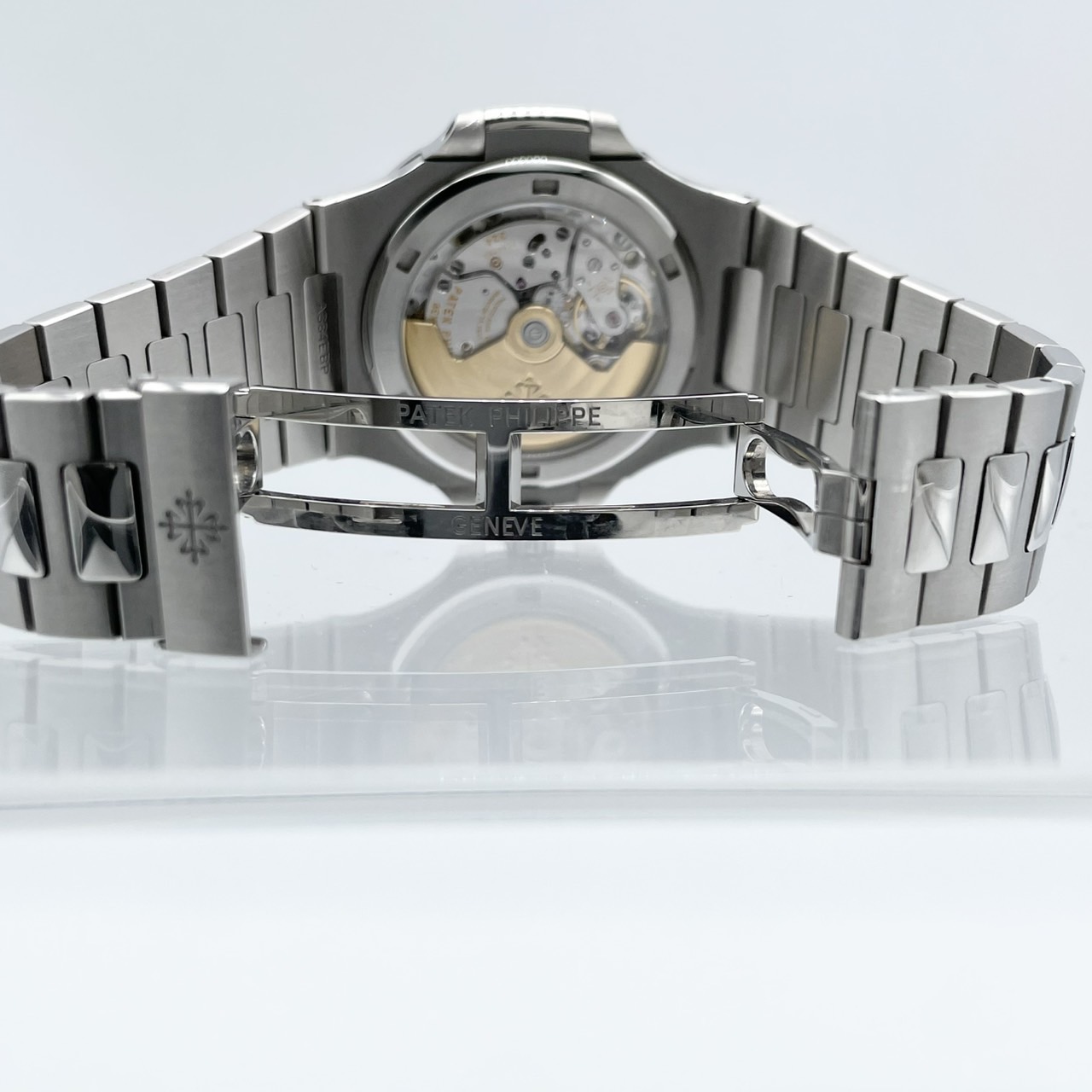 パテックフィリップ ノーチラス 5711/1A-010 ステンレススチール ブルー 40mm