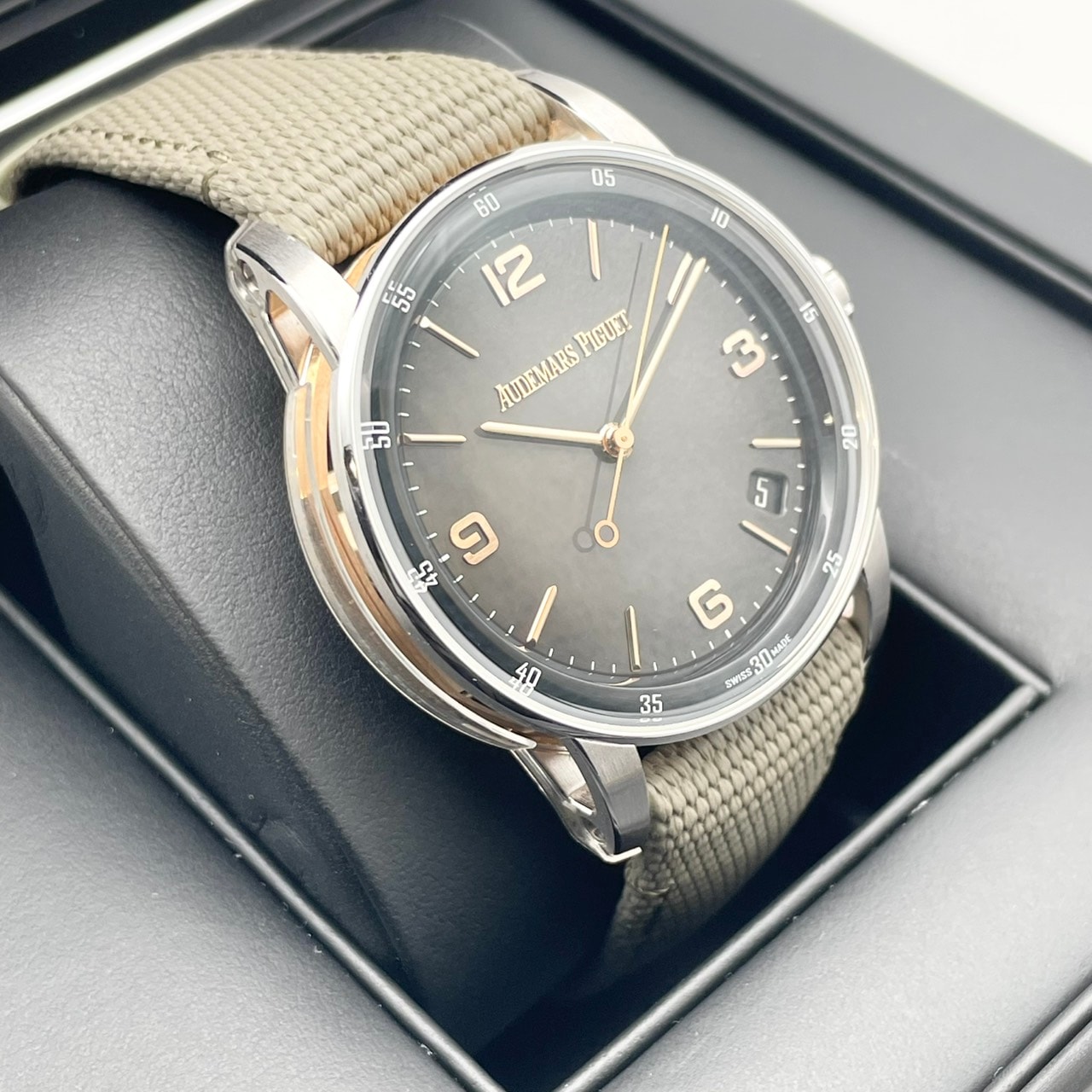 【定価4,895,000円】オーデマピゲ CODE11.59 15210CR.OO.A002KB.01 ピンクゴールド+ホワイトゴールド 41mm