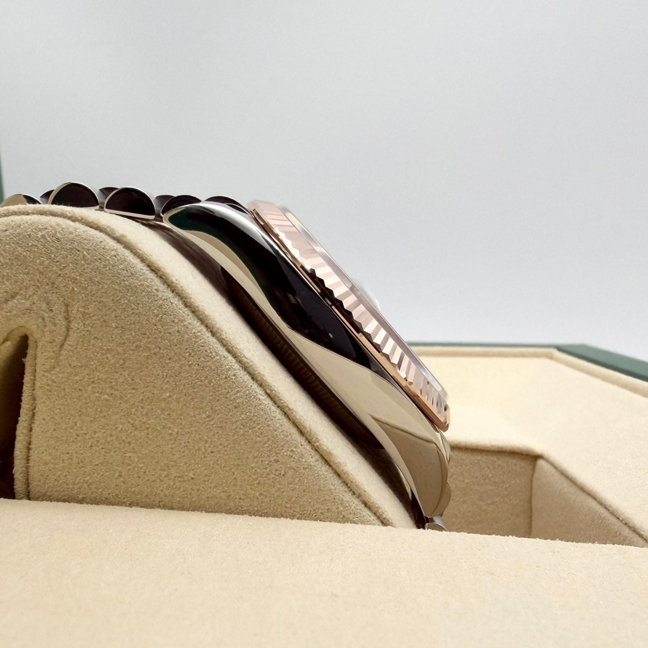 【保証書日付2025年12月！】ロレックス デイトジャスト 126231 チョコレート ジュビリーブレス 36mm