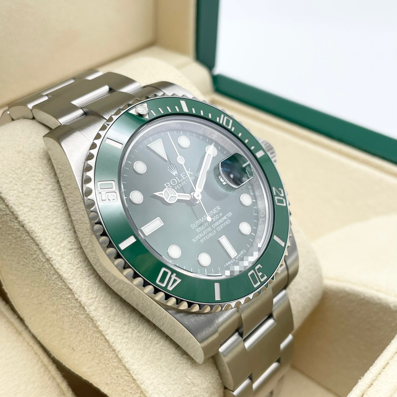 ロレックス サブマリーナーデイト 116610LV グリーン オイスターブレス 40mm