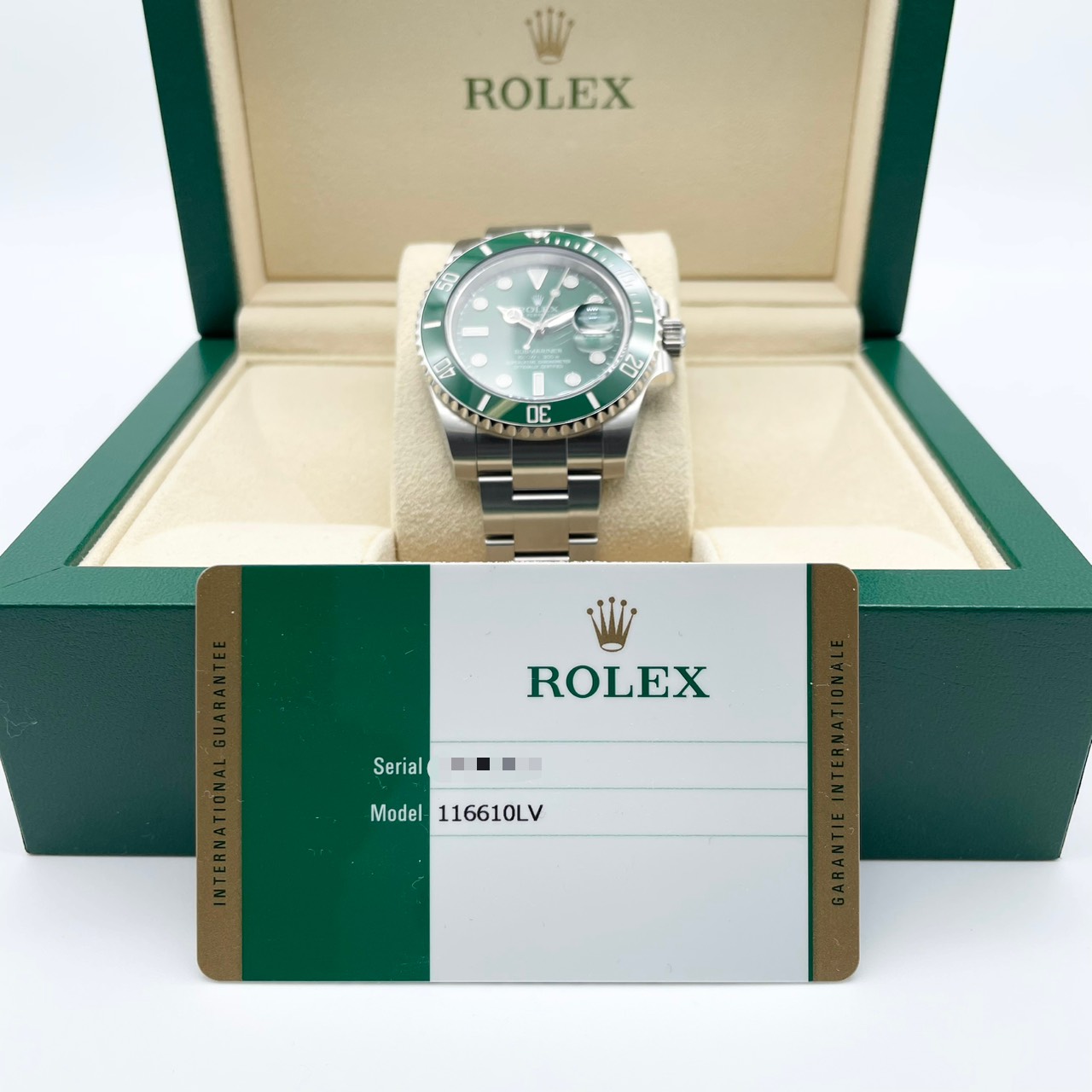 ロレックス サブマリーナーデイト 116610LV グリーン オイスターブレス 40mm