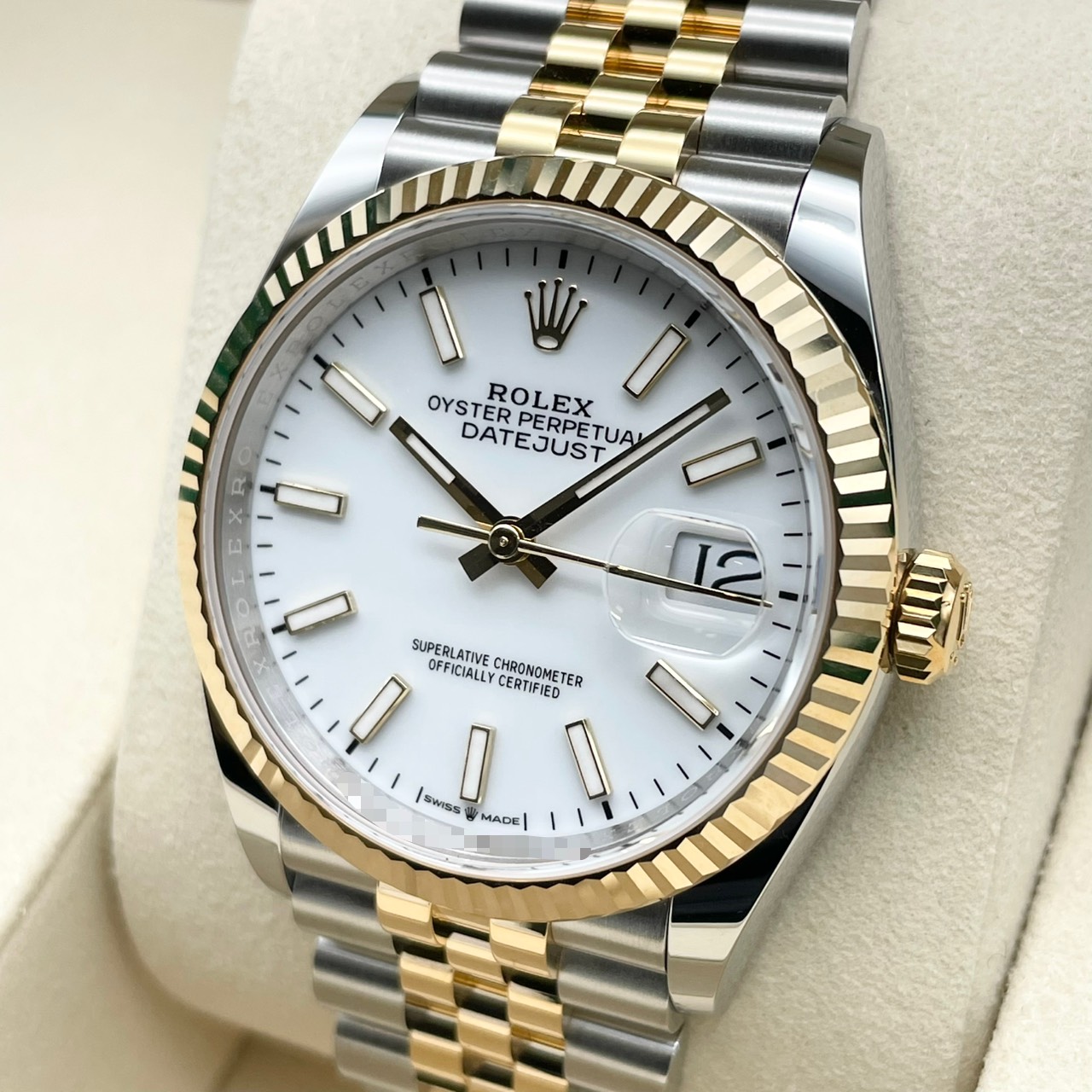 ロレックス デイトジャスト 126233 ホワイト ジュビリーブレス 36mm