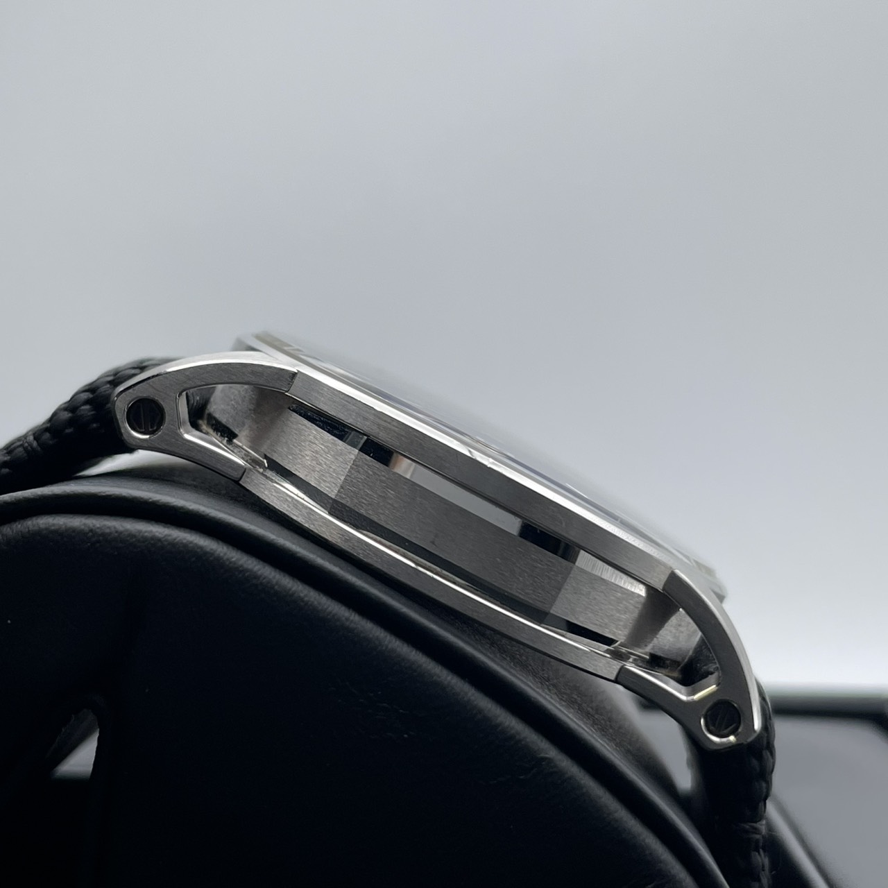 【定価4,290,000円】オーデマピゲ CODE11.59 15210BC.OO.A002KB.01 ホワイトゴールド スモークブルーラッカー 41mm