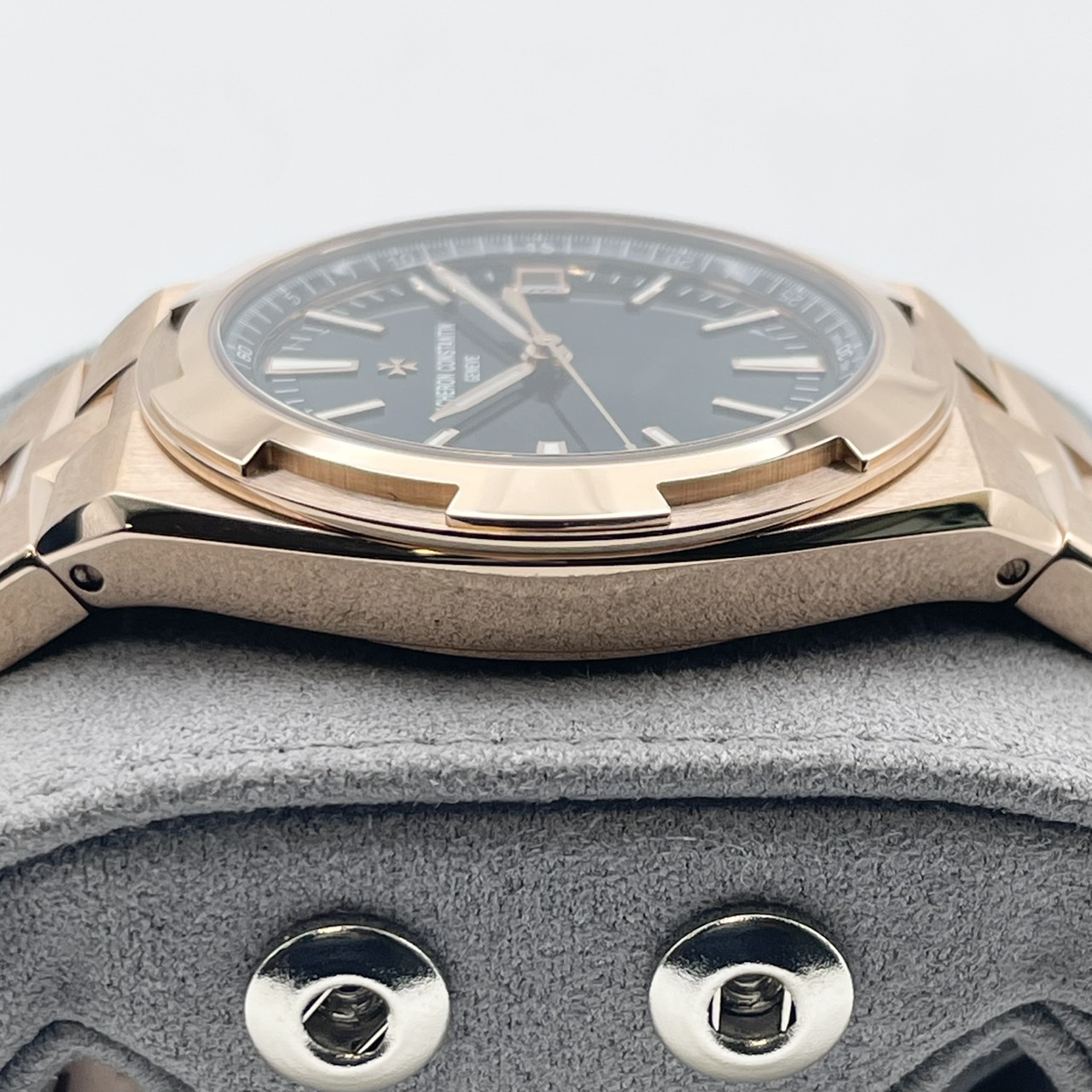 【保証書日付2026年2月！】ヴァシュロンコンスタンタン オーヴァーシーズ 4520V/210R-B967 ピンクゴールド グリーン 41mm