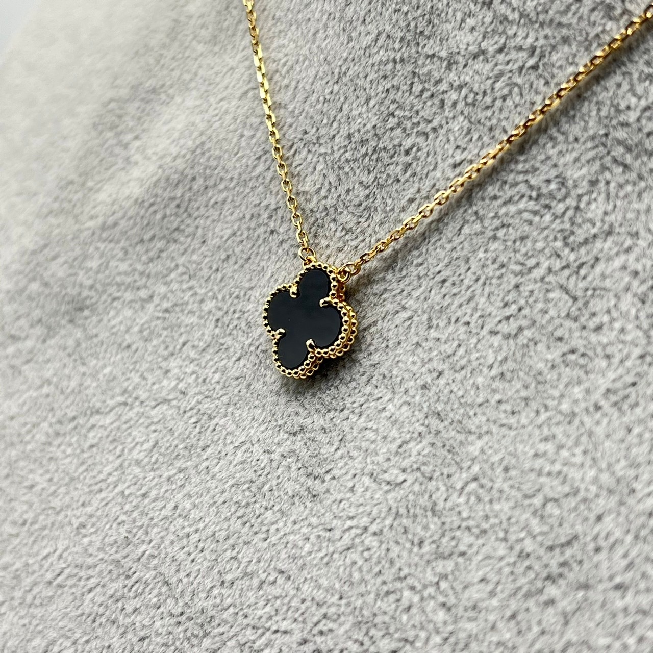 ヴァンクリーフ＆アーペル ヴィンテージアルハンブラ VCARA45800 オニキス