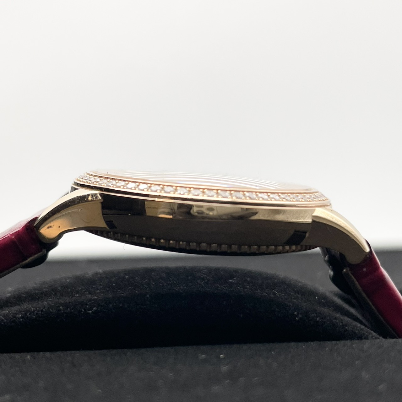 【定価3,300,000円！】ヴァシュロンコンスタンタン エジェリー 1205F/000R-B622 ダイヤベゼル ホワイト 30mm