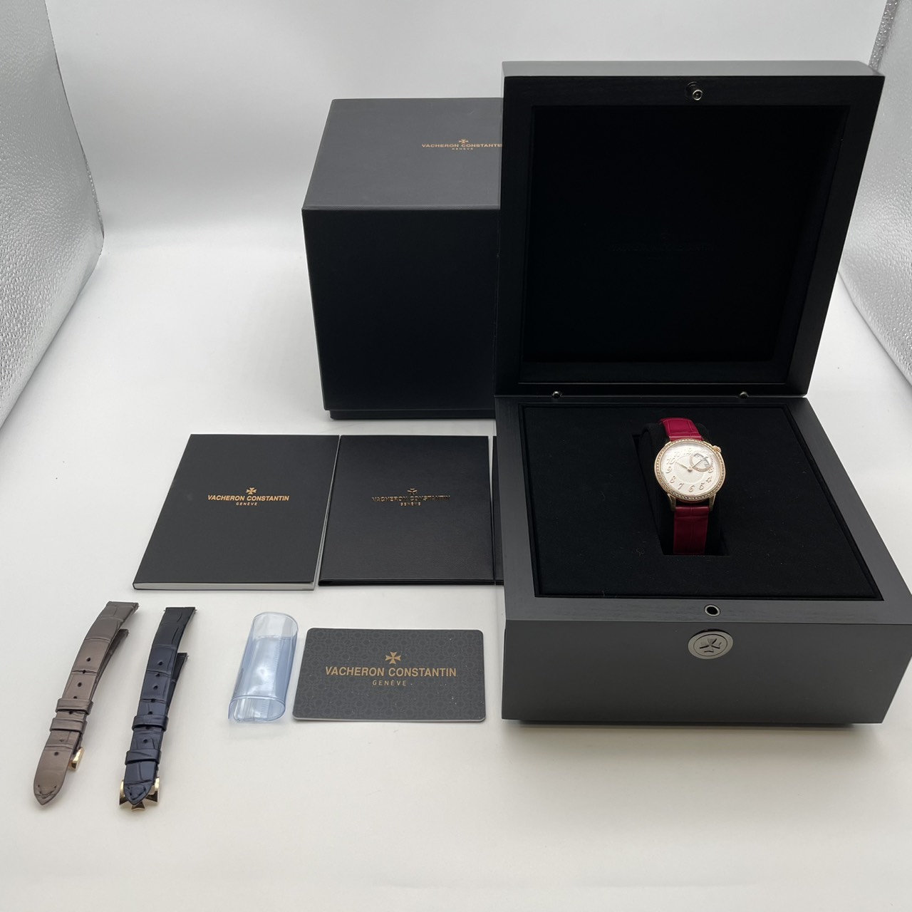 【定価3,300,000円！】ヴァシュロンコンスタンタン エジェリー 1205F/000R-B622 ダイヤベゼル ホワイト 30mm