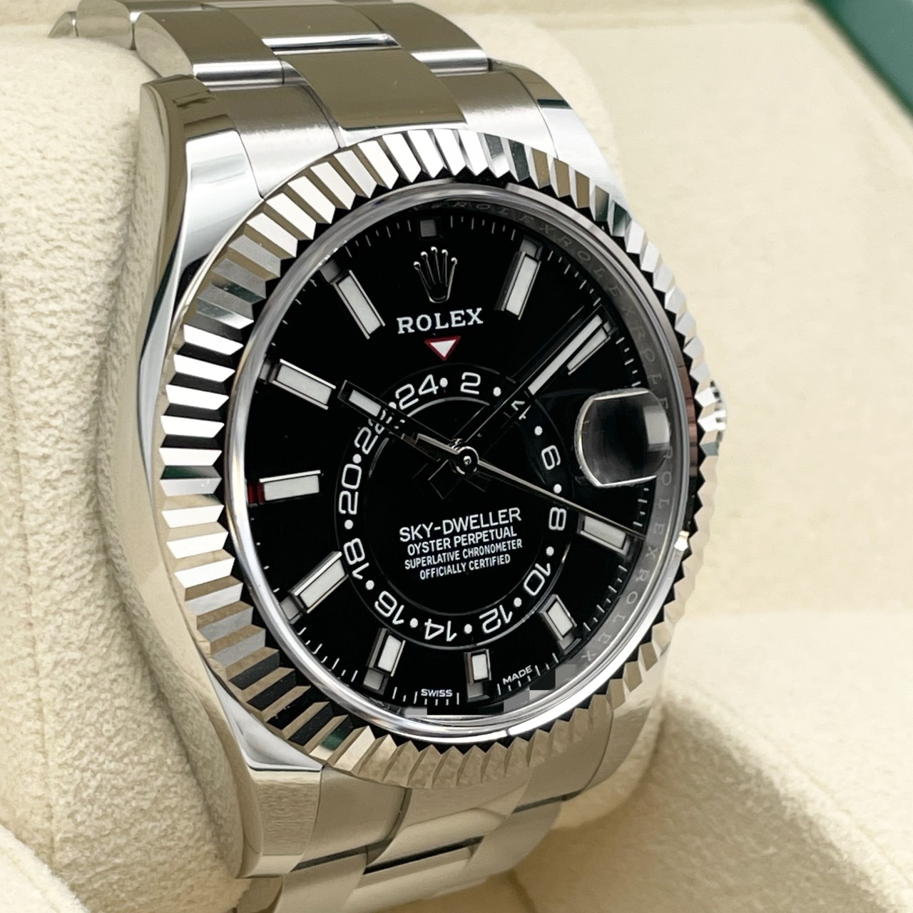 【希少な未使用品！】ロレックス スカイドゥエラー 326934 ブラック  オイスターブレス42mm