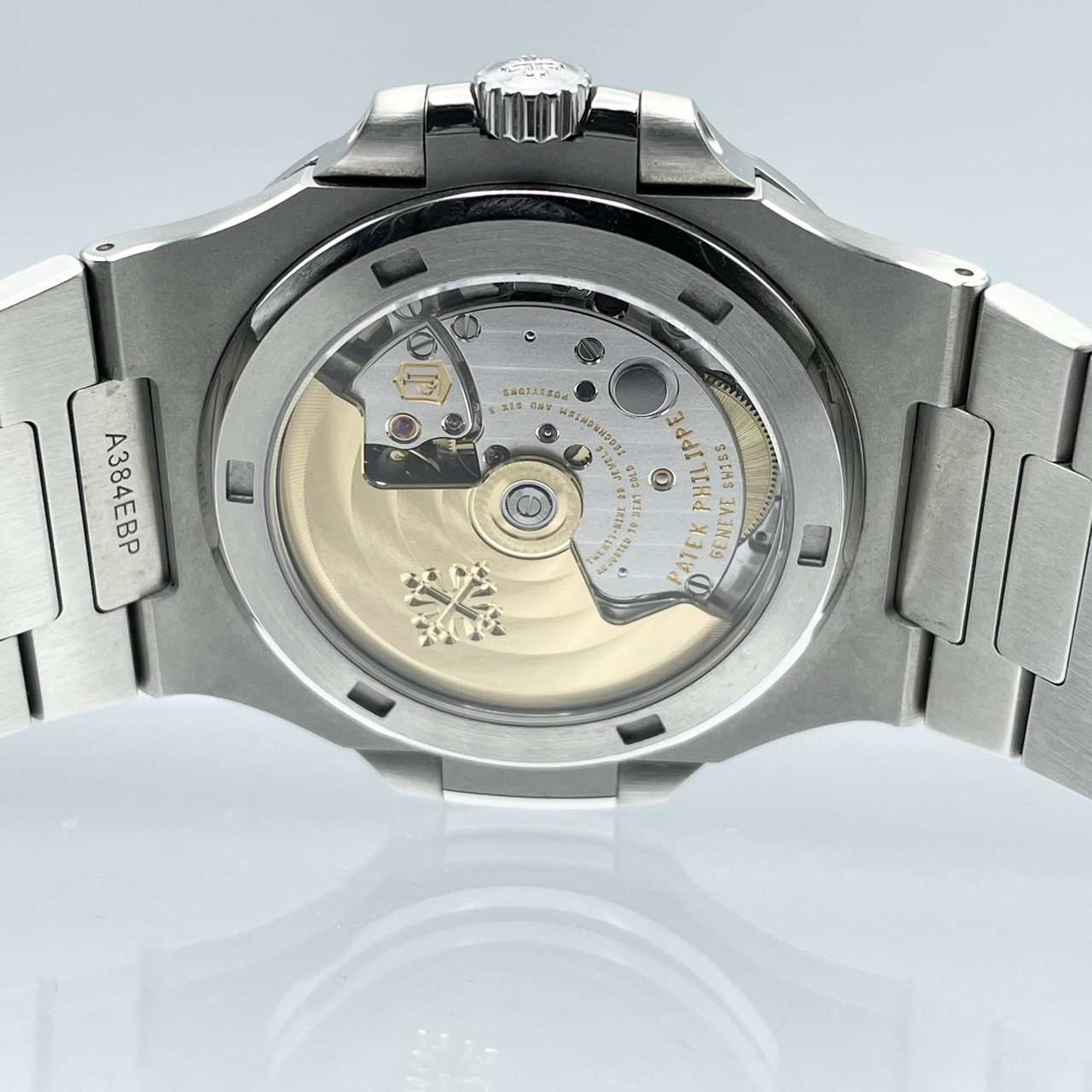 パテックフィリップ ノーチラス 5711/1A?010 ステンレススチールブラック・ブルー 40mm
