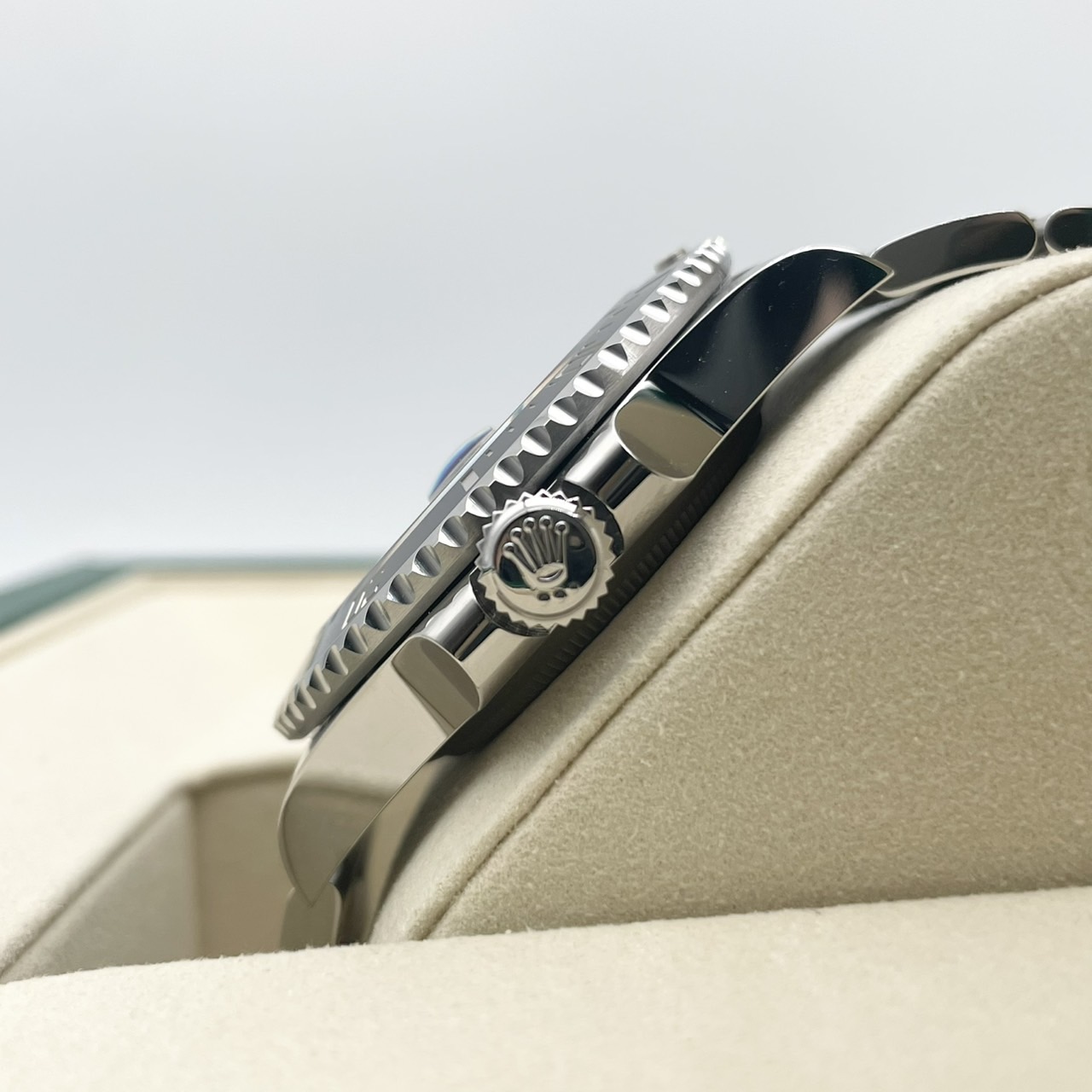 ロレックス サブマリーナーデイト 126610LN ブラック 41mm
