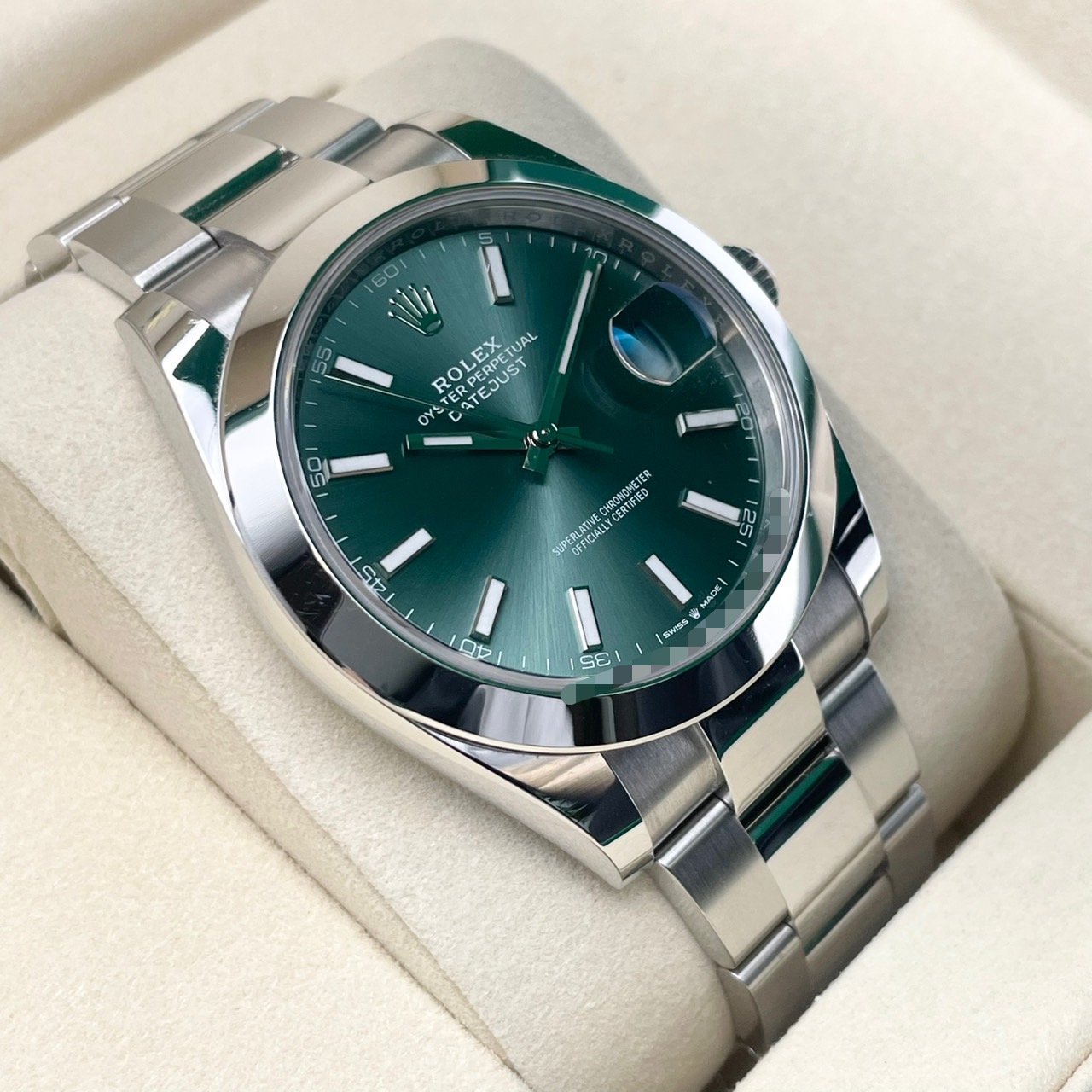 ロレックス デイトジャスト 126300 ミントグリーン オイスターブレスレット 41mm