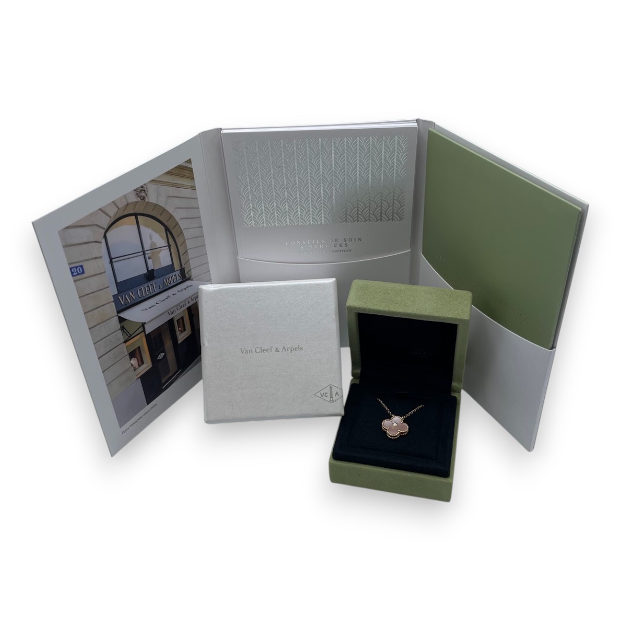 【2025年ホリデー限定】ヴァンクリーフ＆アーペル ヴィンテージアルハンブラ ネックレス VCARPM0P00 ピンクシェル ローズゴールド