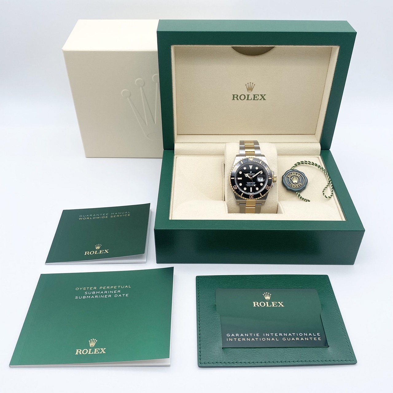 ロレックス サブマリーナデイト 126613LN ステンレススチール+イエローゴールド ブラック 41mm