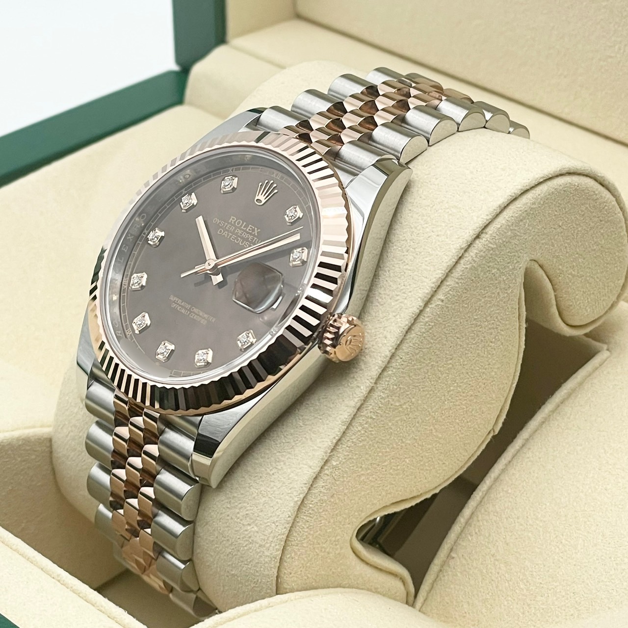 ロレックス デイトジャスト 126331 チョコレート ジュビリーブレス 41mm