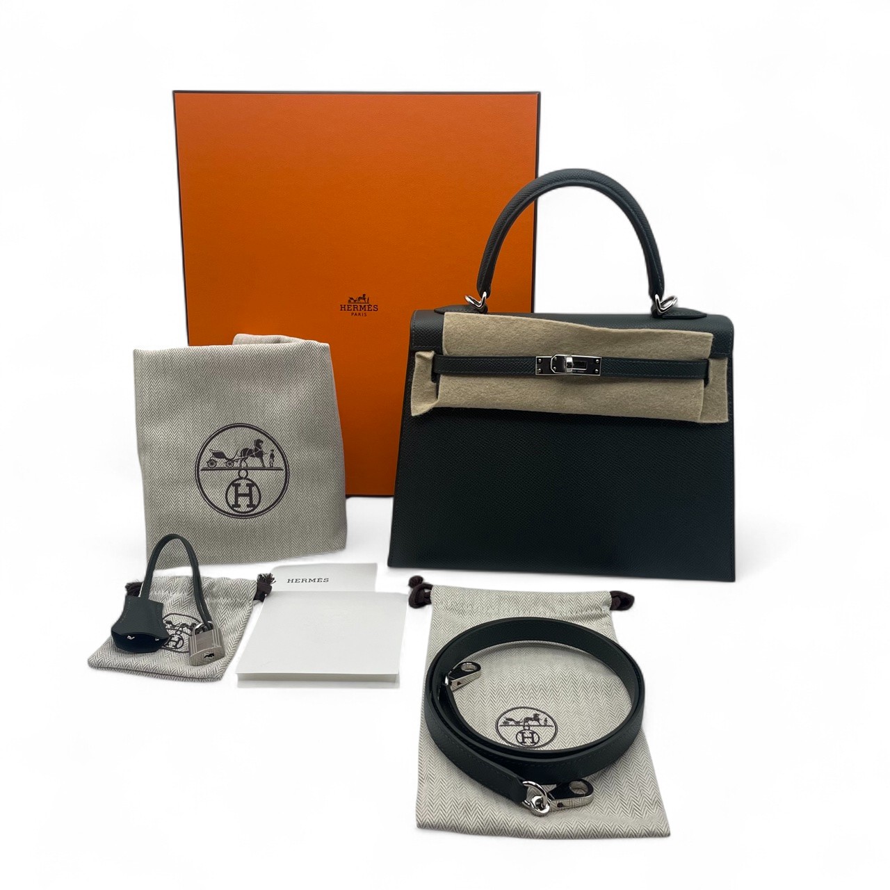 【美品】HERMES ケリー 手袋 ソヤ グローブ シルバー金具 タグ箱あり 楽天市場】【緑屋質屋】エルメス ケリー 手袋(グローブ) ソヤ
