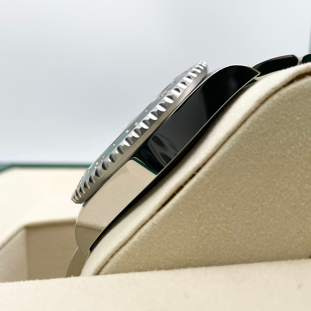 【保証書日付2026年1月！！！】 ロレックス GMTマスターII 126720VTNR ブラック オイスターブレス 40mm