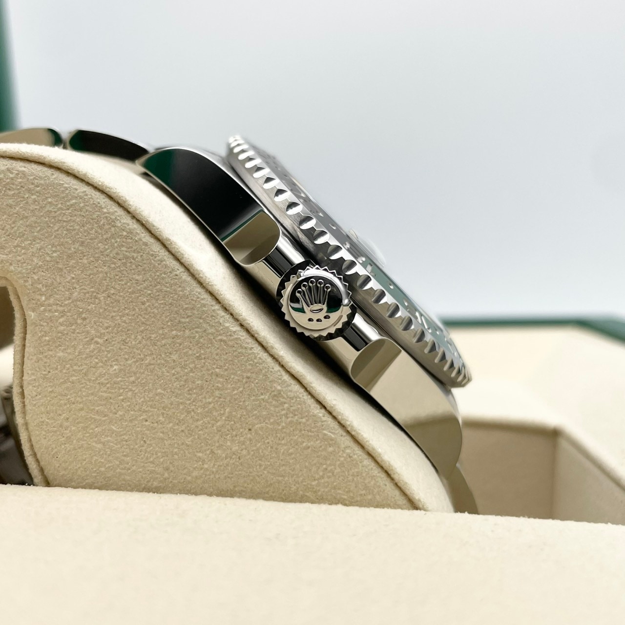 保証書日付2026年1月！！！】 ロレックス GMTマスターII 126720VTNR