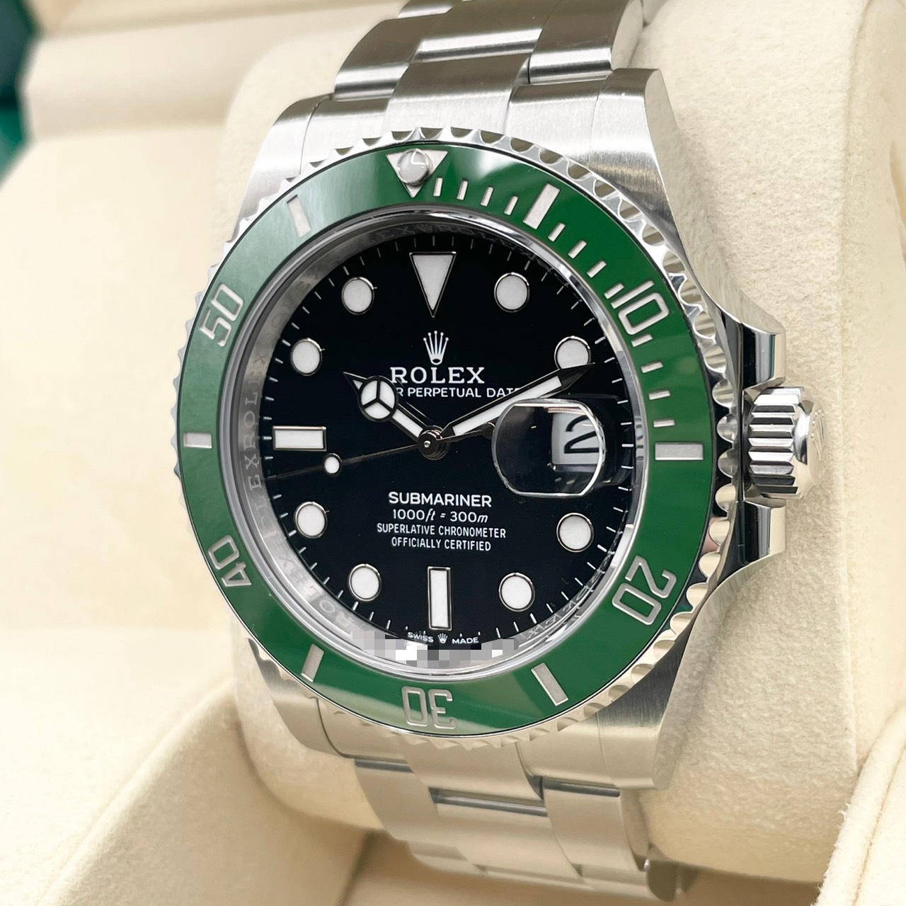 ロレックス サブマリーナ デイト 126610LV ブラック 41mm