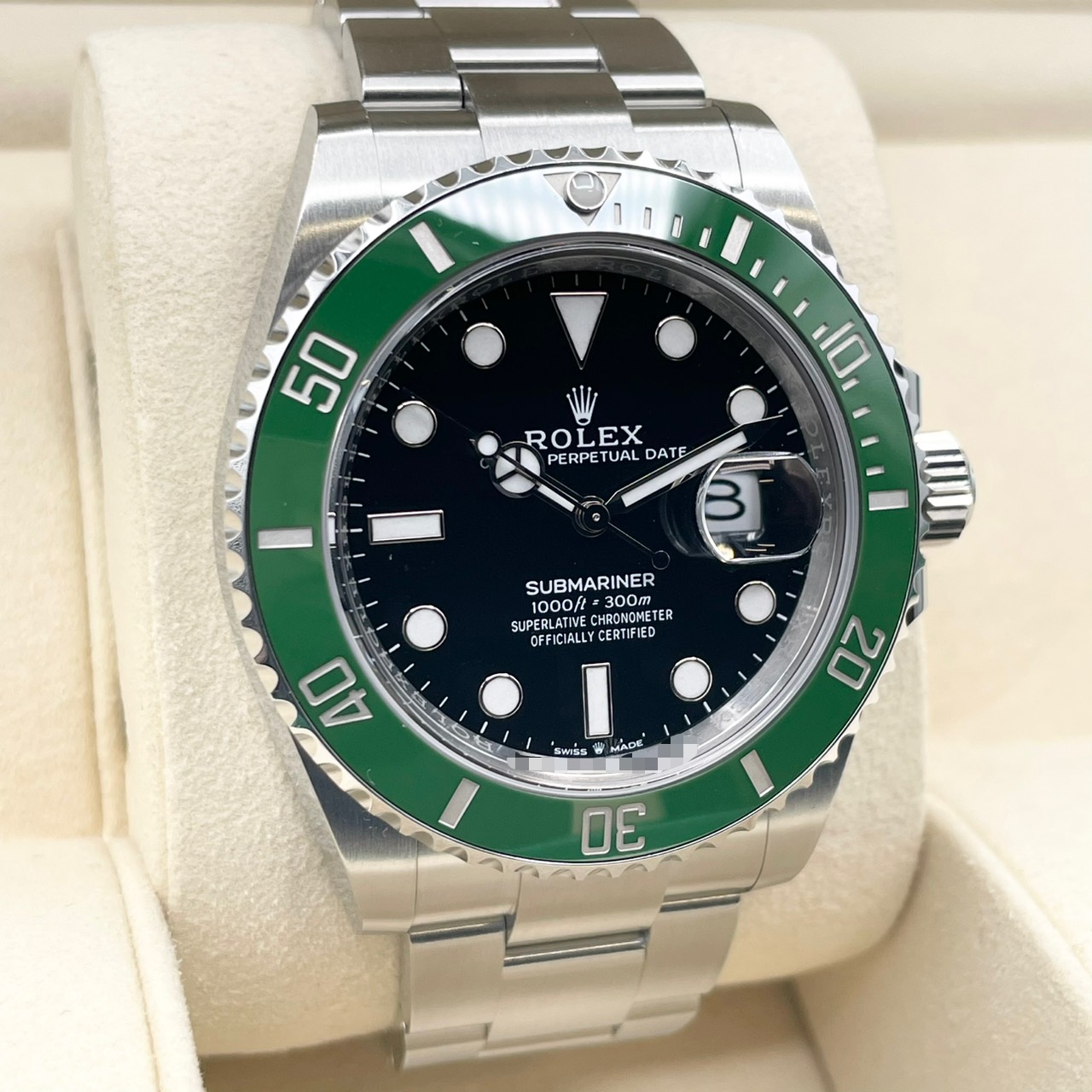 ロレックス サブマリーナ デイト 126610LV ブラック 41mm