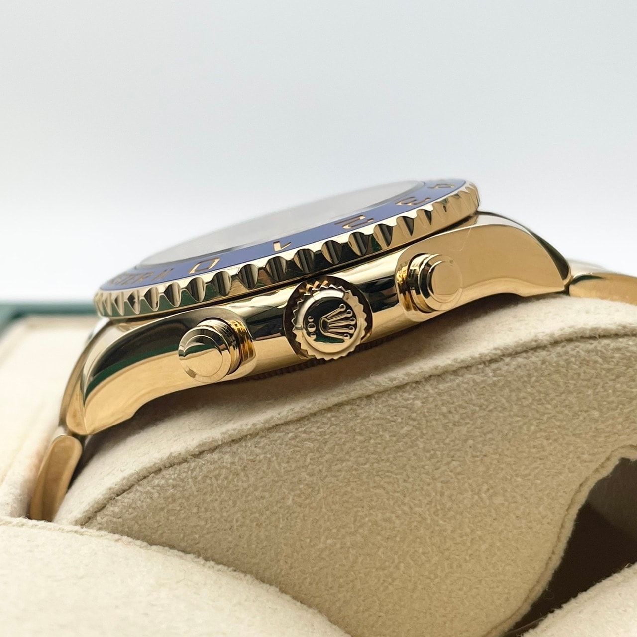 ロレックス ヨットマスター II 116688 ホワイト イエローゴールド 44ｍｍ