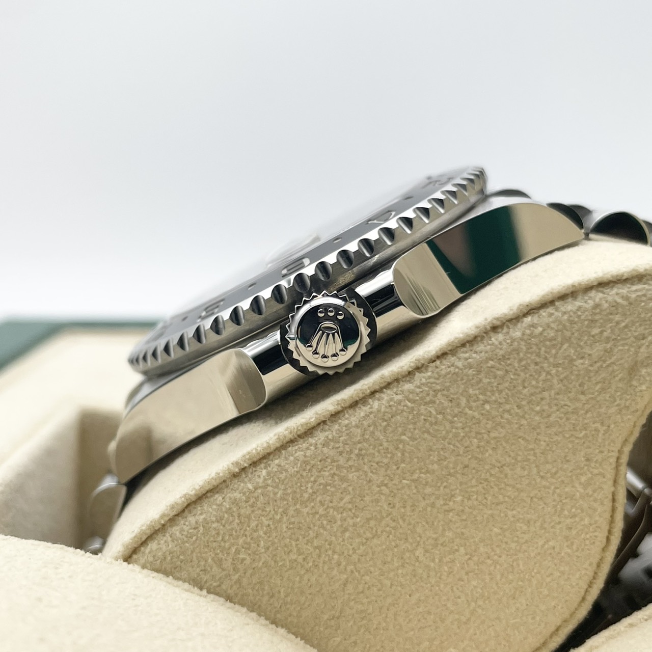 ロレックス GMTマスターII 126710GRNR ブラック ジュビリーブレスレット 40mm