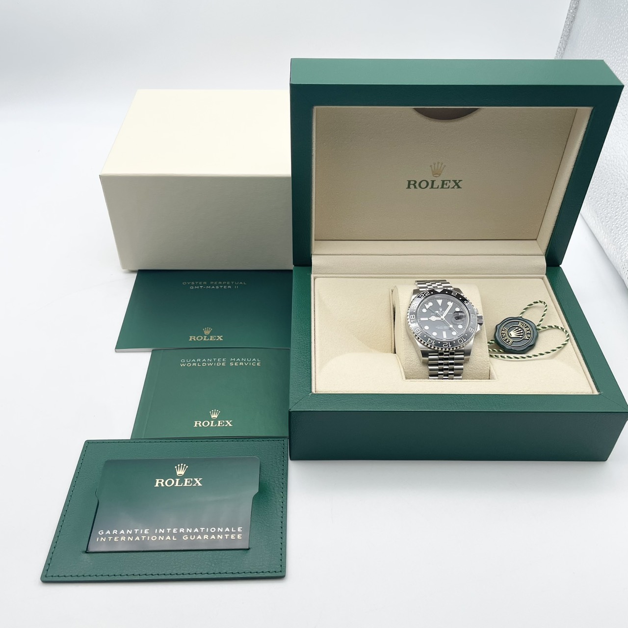 ロレックス GMTマスターII 126710GRNR ブラック ジュビリーブレスレット 40mm