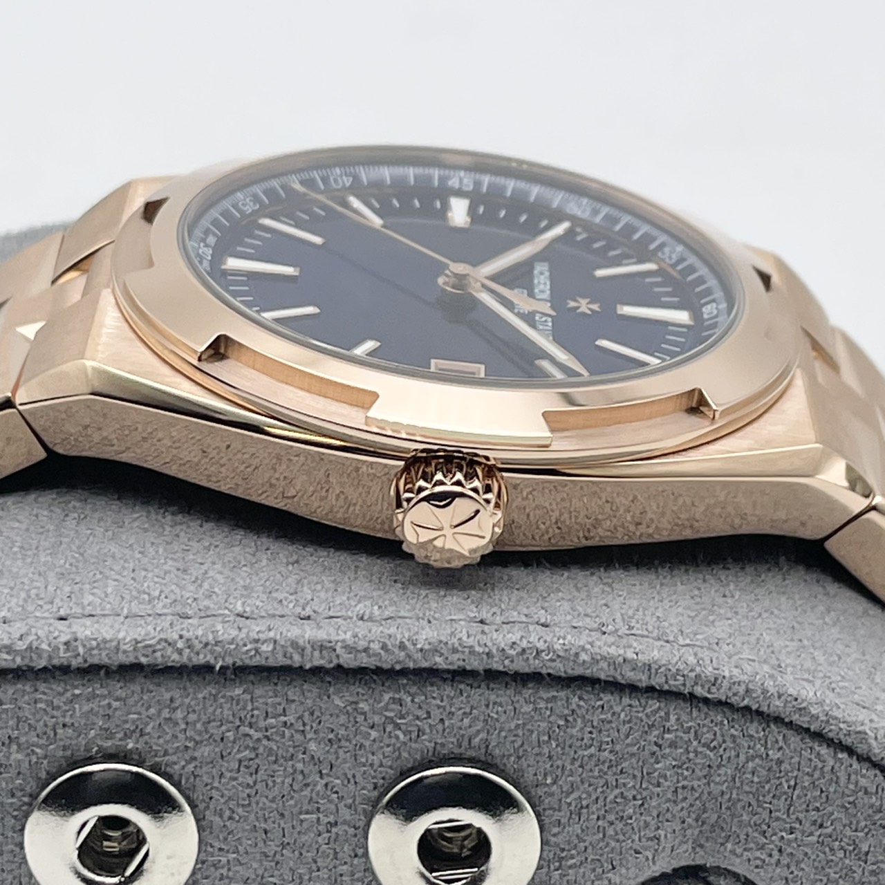 ヴァシュロンコンスタンタン オーヴァーシーズ 4520V/210R-B705 ブルー ピンクゴールド 41mm