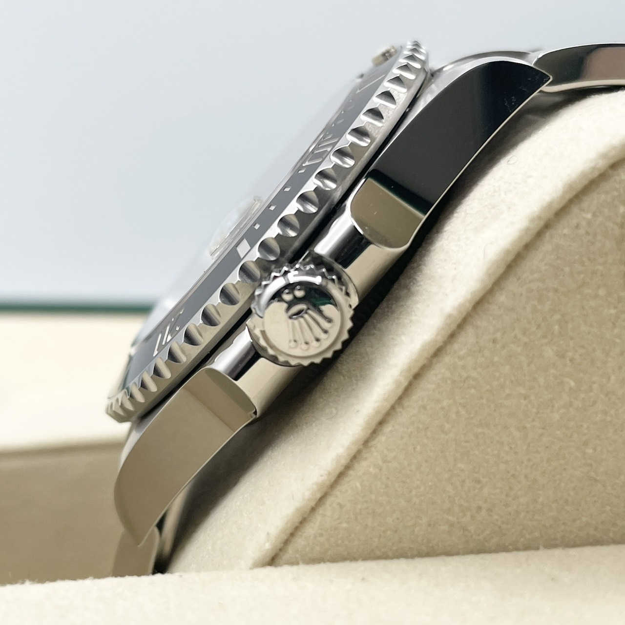 ロレックス サブマリーナーデイト 126610LN ブラック 41mm