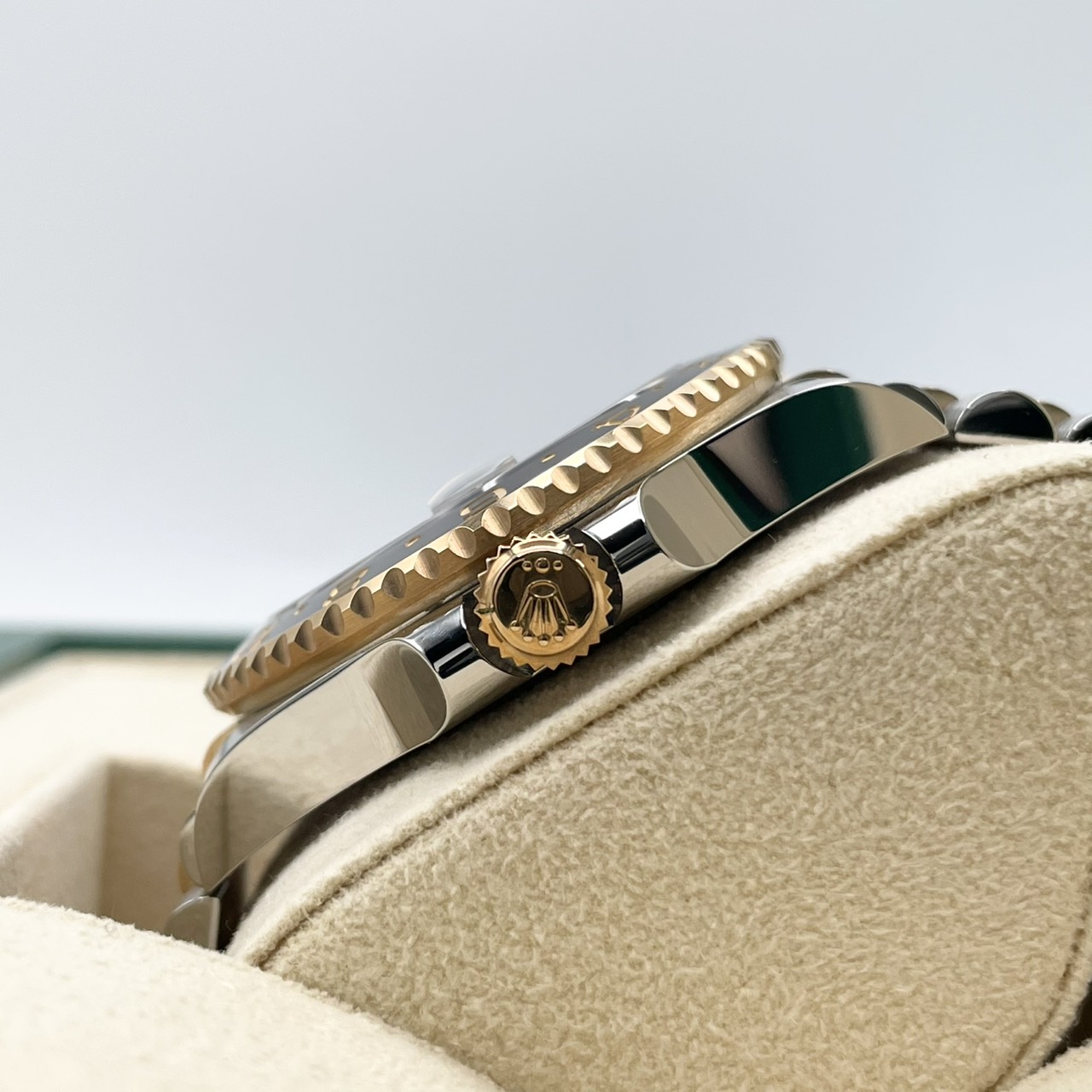 ロレックス GMTマスターII 126713GRNR ジュビリーブレス ブラック 40mm