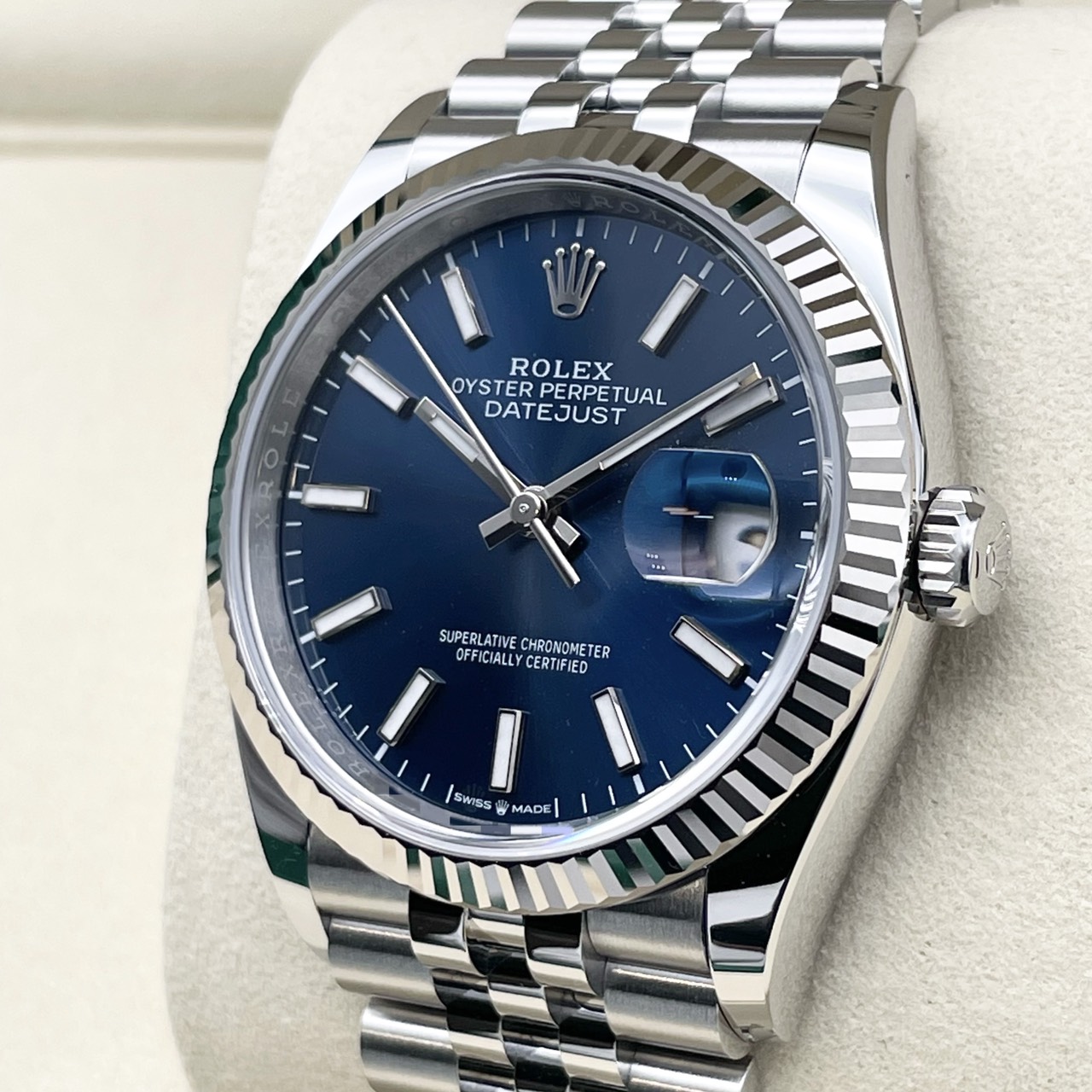 ロレックス デイトジャスト 126234 ブライトブルー ジュビリーブレス 36mm